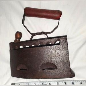 : Vintage Coal Iron door stop doorstop  antique cast iron clothes iron